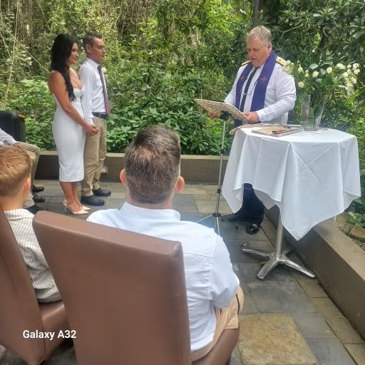 Wedding ceremony by Dr. Gerrit Rademeyer in Brenton-on-Sea