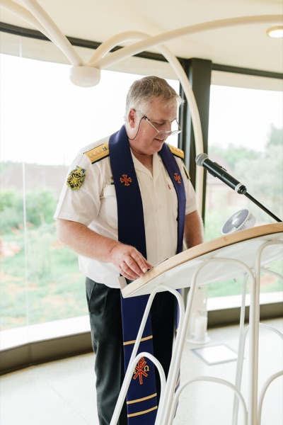 Wedding ceremony by Dr. Gerrit Rademeyer in Brenton-on-Sea